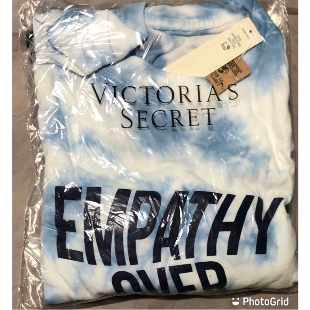 Shirt - Picture 2 of 3